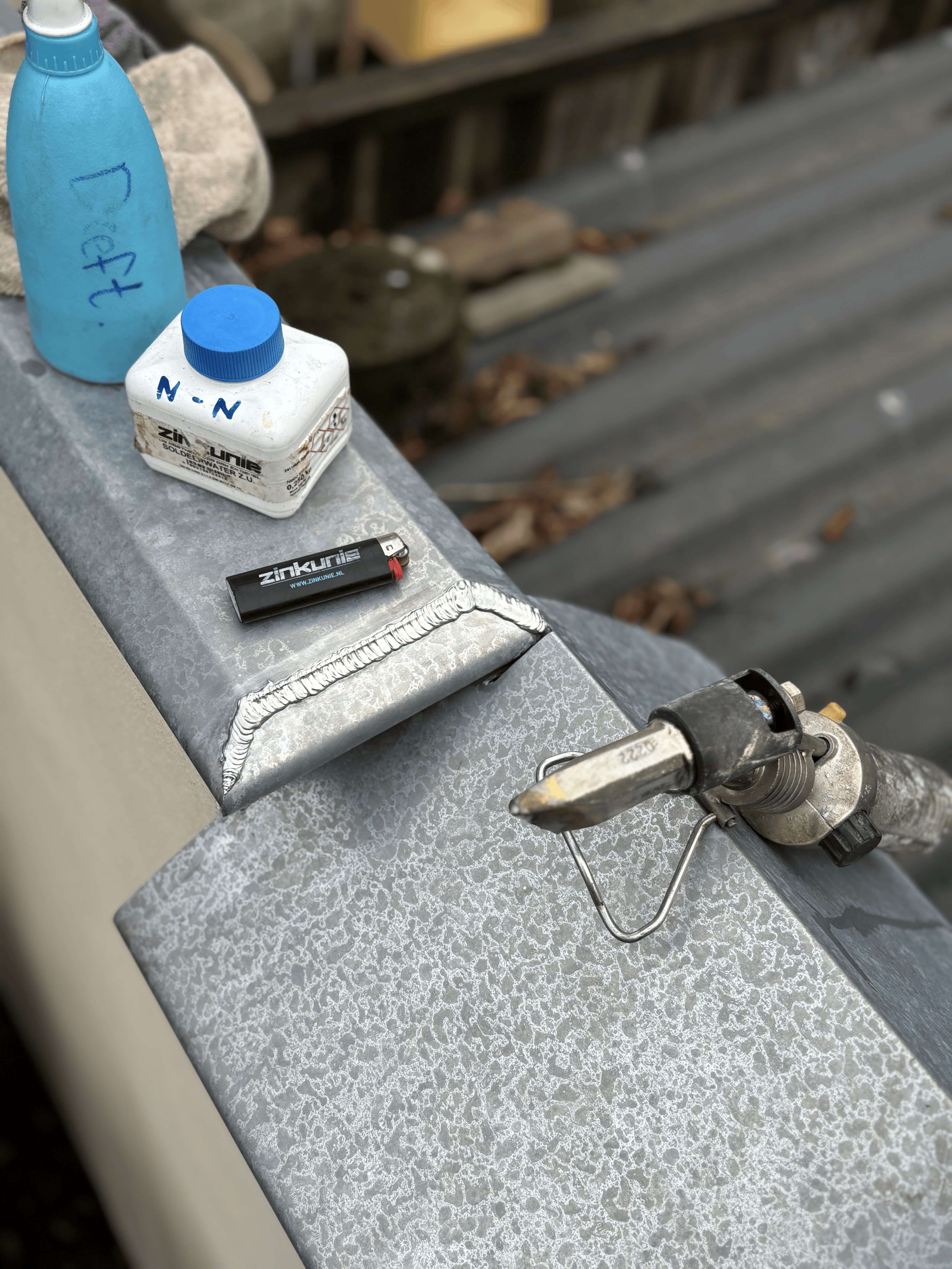 Foto van Zink renovatie